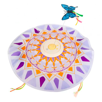 Manta juguete interactiva para gatos con sonido de ratón y plumas en movimiento.